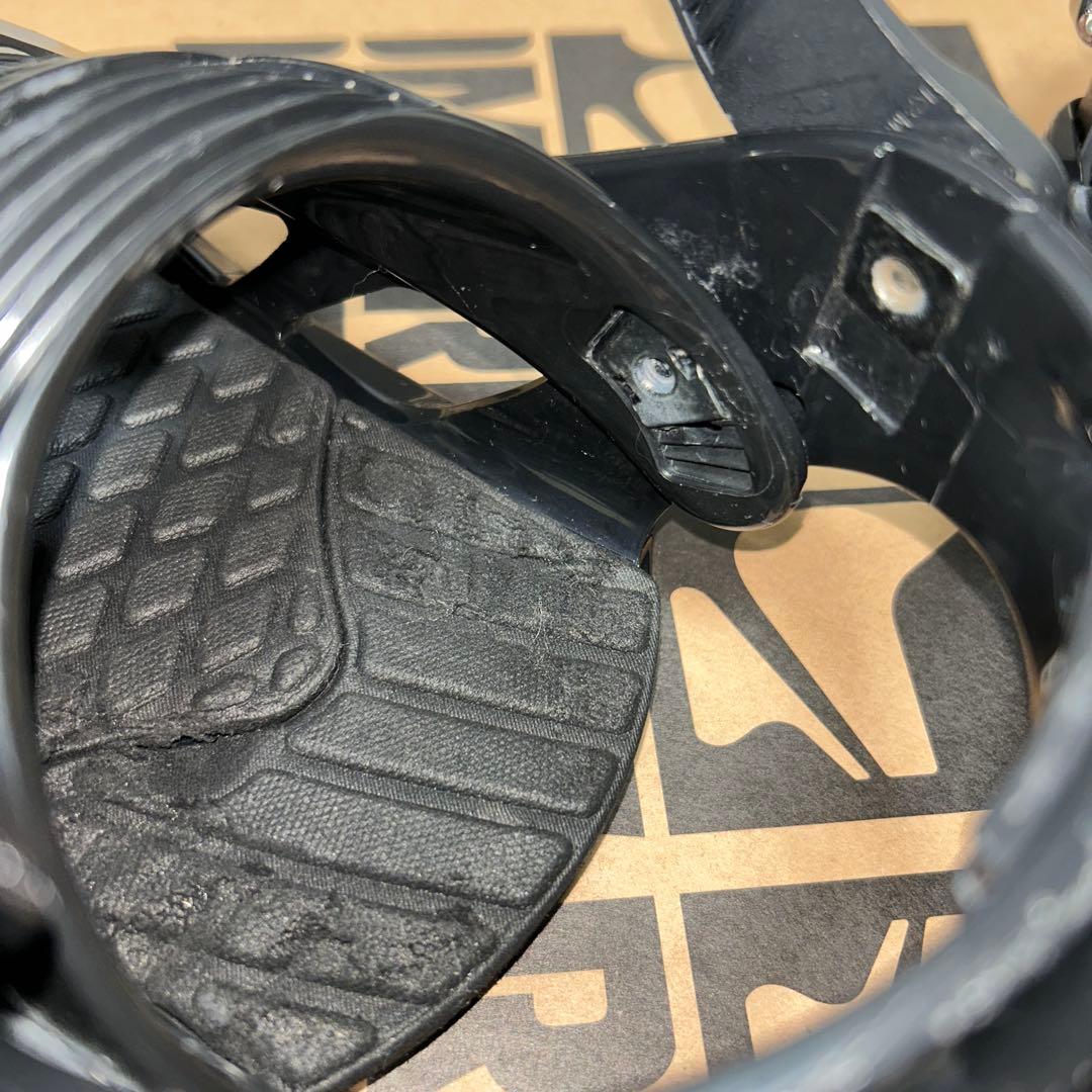 k2 ビンディング(1箇所部品取れ有り)