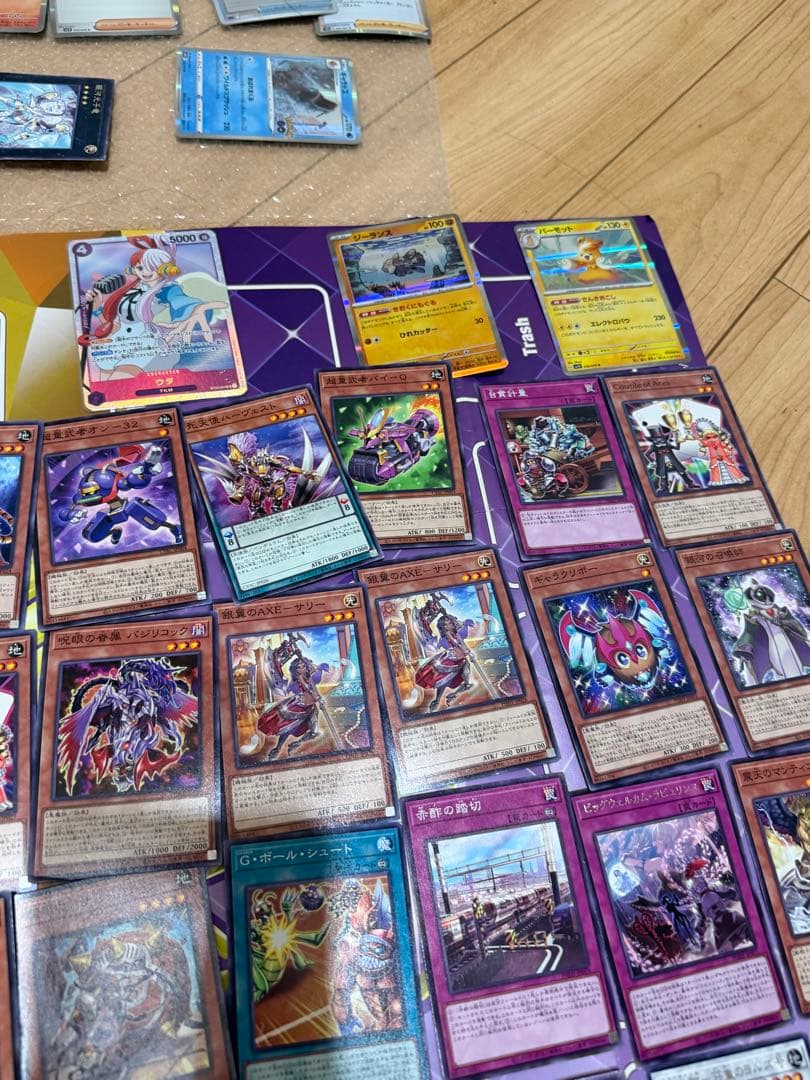 遊戯王 トレーディングカード 約104枚セット
