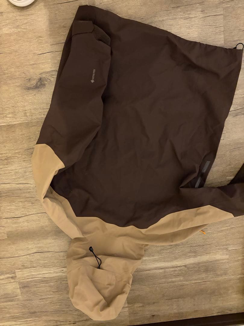 Arc'teryx GORE-TEX スノーボードウェア　セイバーアノラック