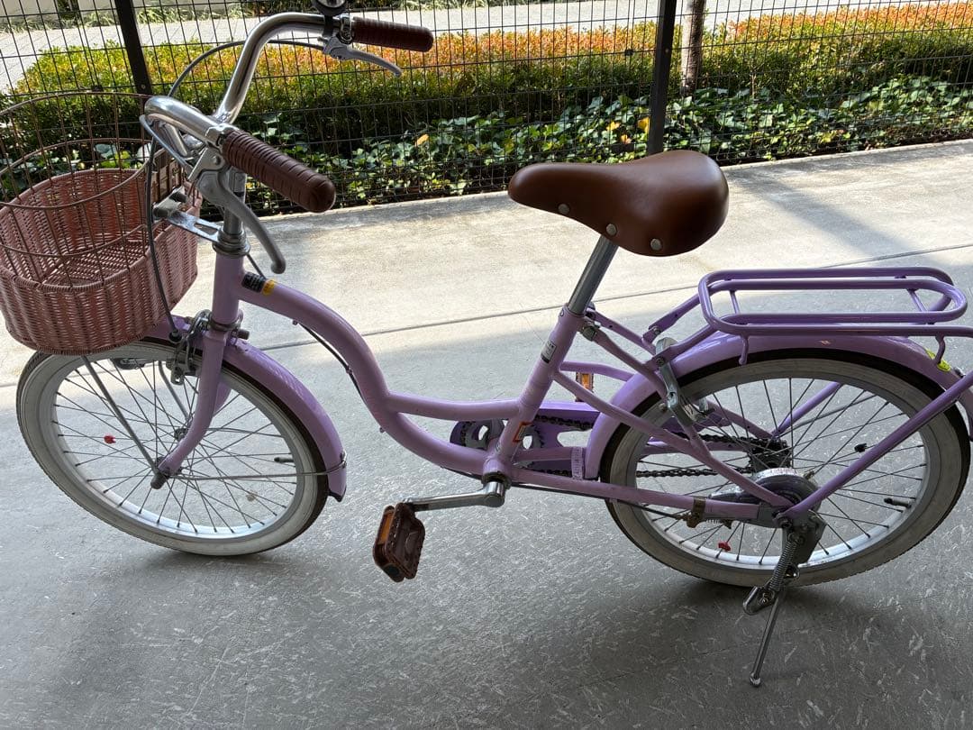 子供用自転車 パープル 前面バスケット付き　大阪府引き取り限定