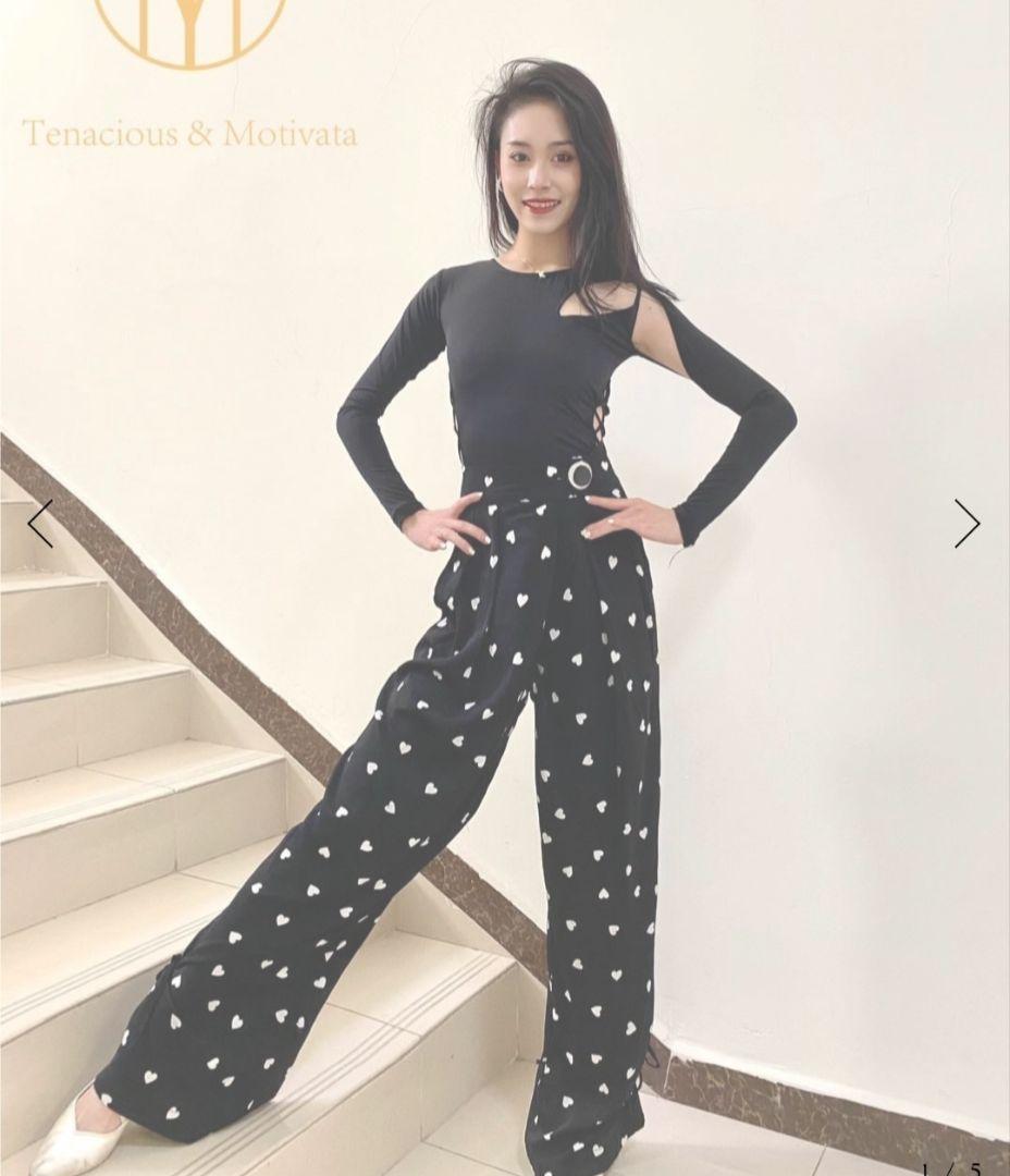 stunning dance wear ボトムス　トラウザー　水玉