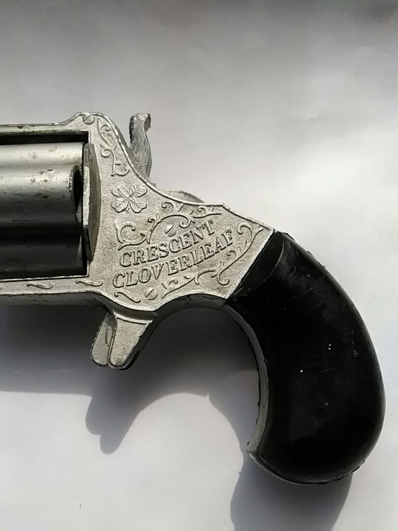 トイガン  クレセントトイ クローバーリーフ キャップガン