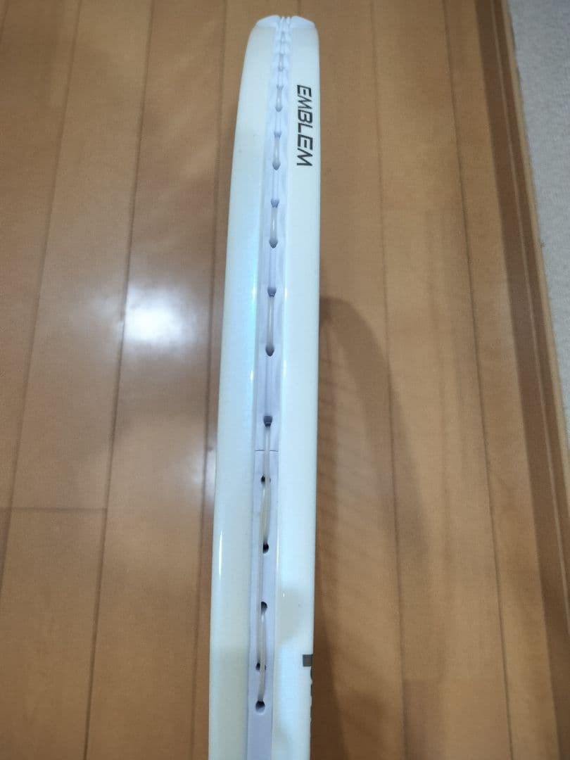 現行　ザイロン搭載モデル　エンブレム 120 プリンス　テニスラケット