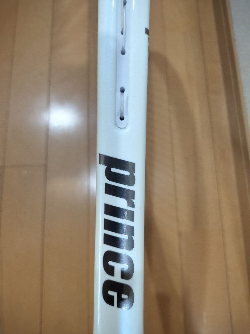 現行　ザイロン搭載モデル　エンブレム 120 プリンス　テニスラケット