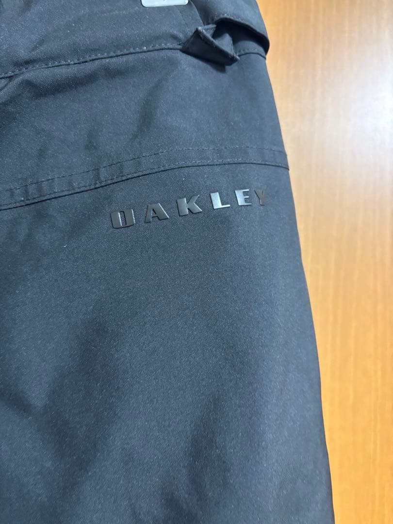 し*る様 OAKLEY ゴアテックススノーボードパンツ