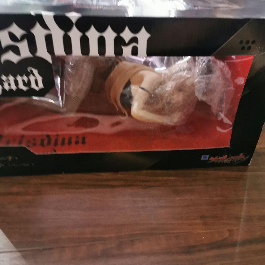 フリーイング アイリスディーナ・ベルンハルト バニーVer.