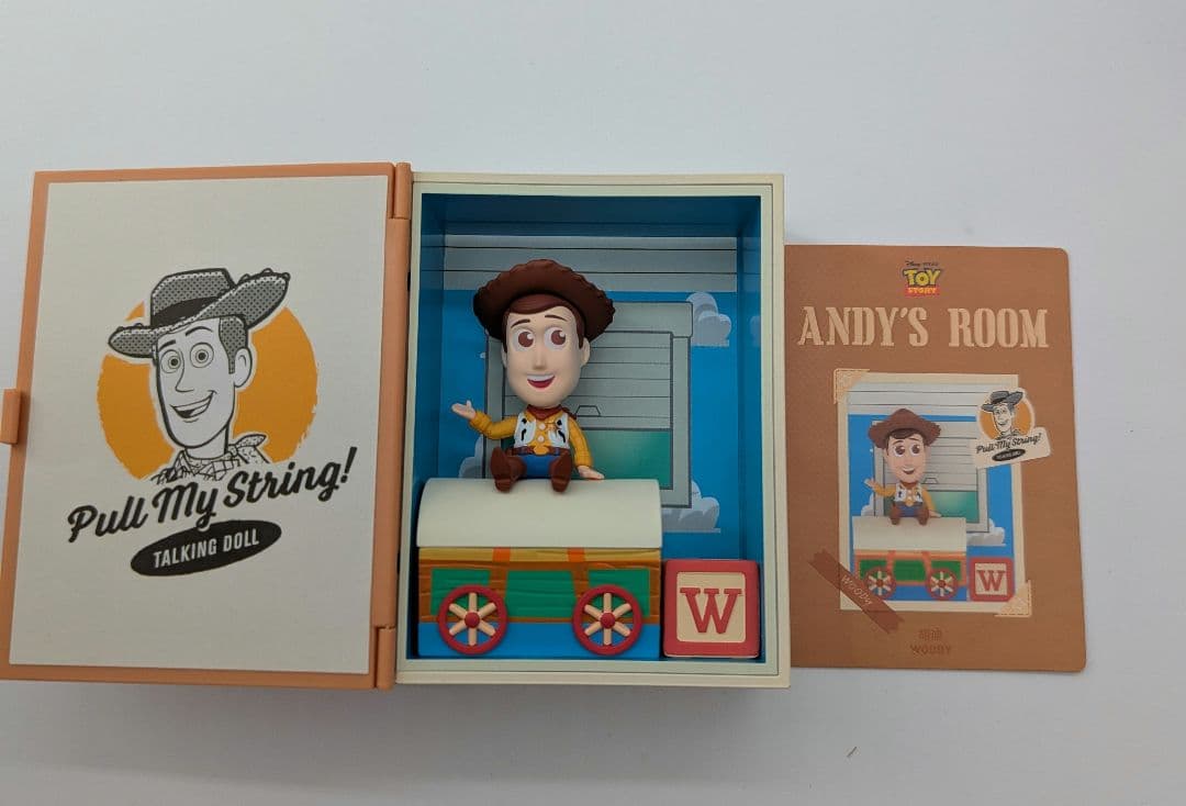 トイストーリー トレンドングフィギュア　ピクサー　POP MART Disney