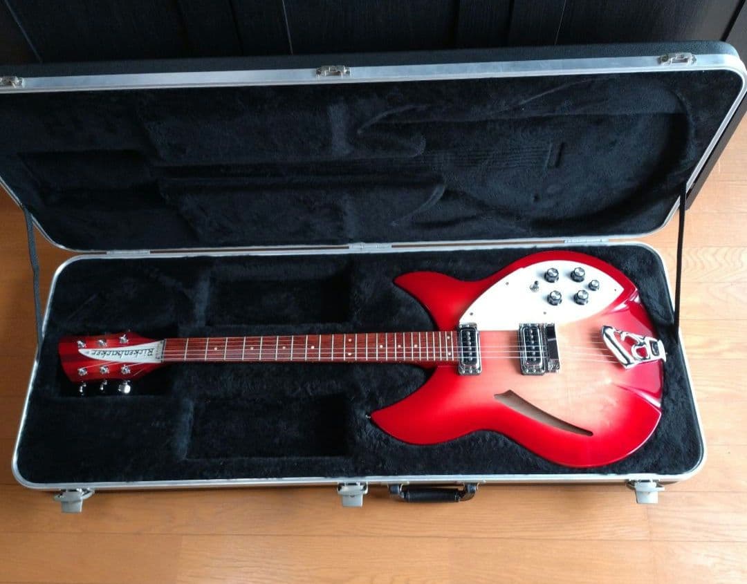 Rickenbacker 330 Fireglo 2004年製