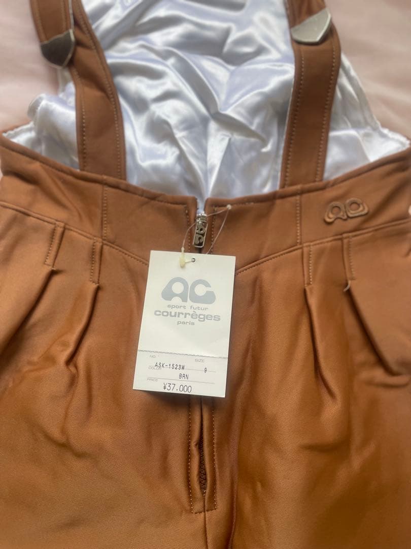 CERRUTIとcourregesのスキーウェア