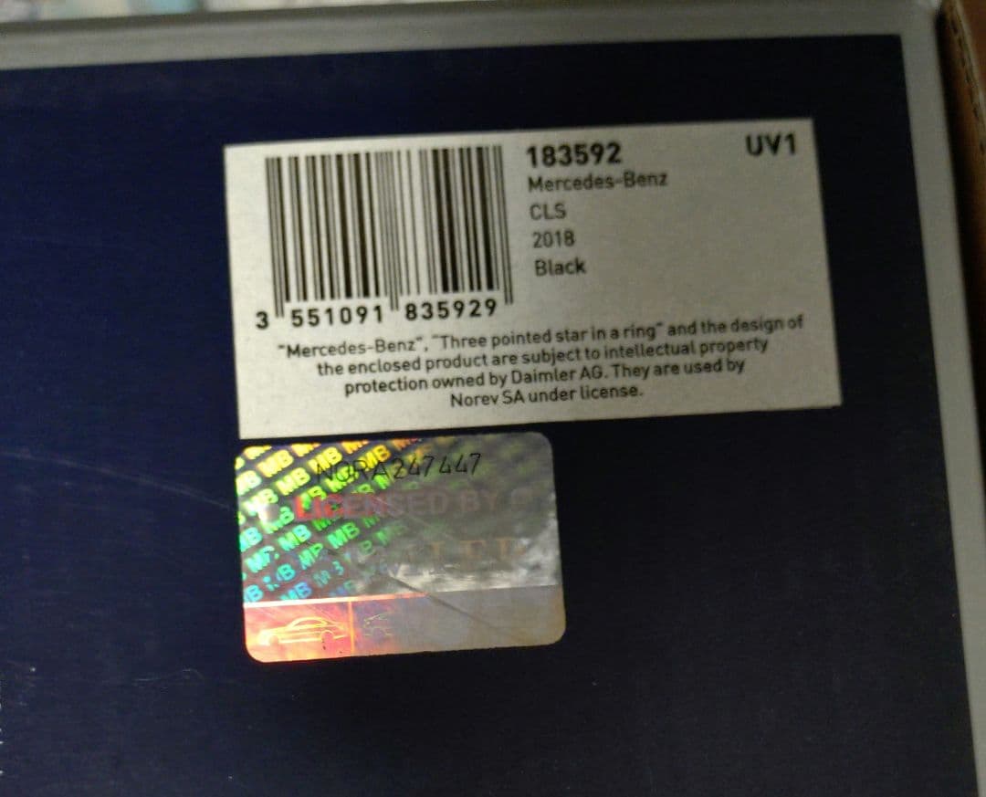 1/18 ミニカー　NOREV製　ベンツ ClS ブラック