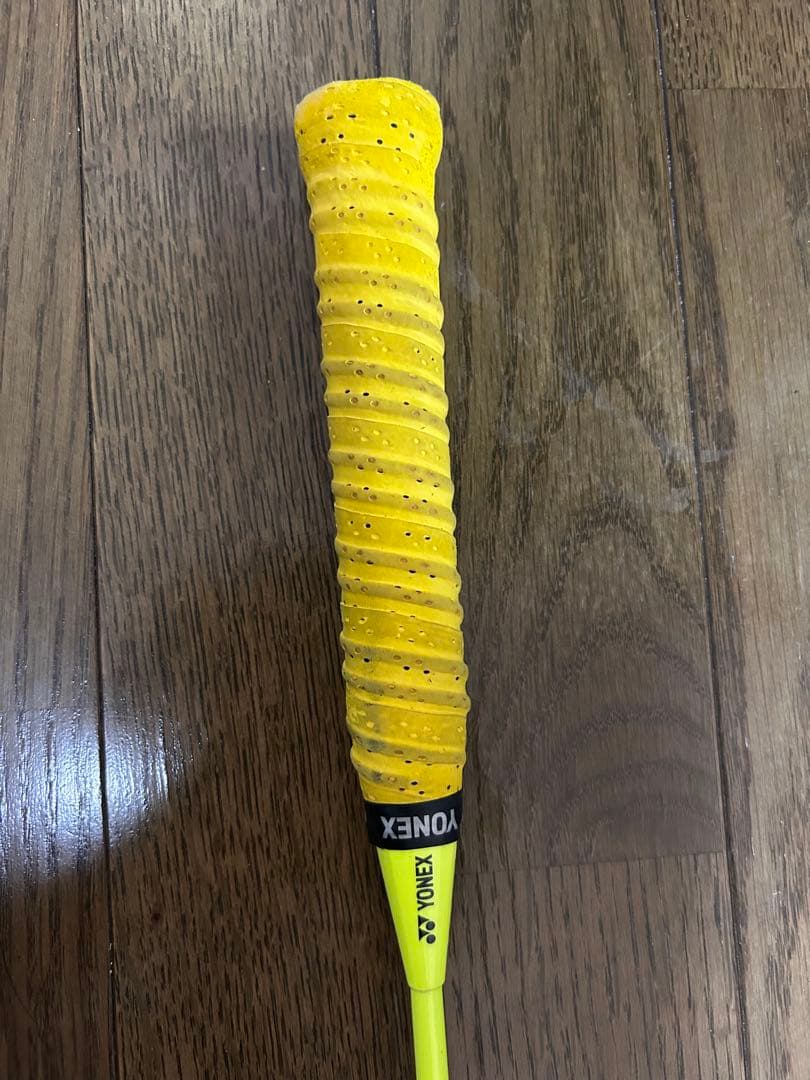 【廃盤 極美品】YONEX ASTROX77 4UG5 バドミントンラケット