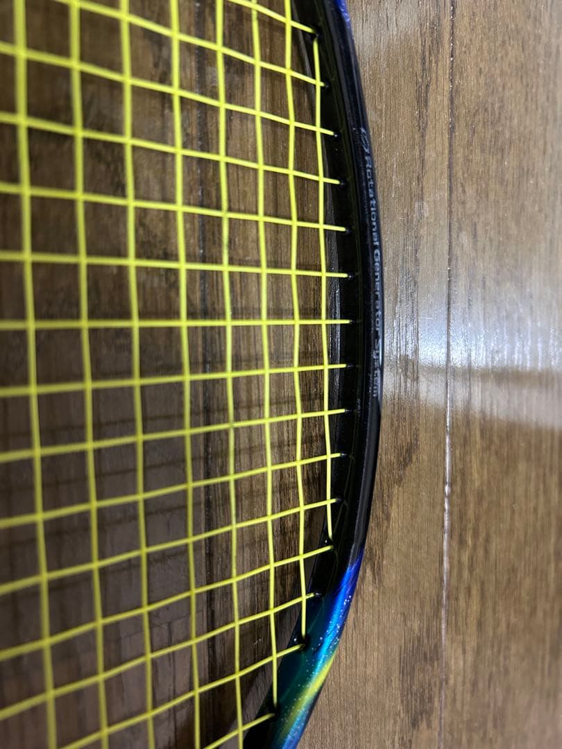 【廃盤 極美品】YONEX ASTROX77 4UG5 バドミントンラケット