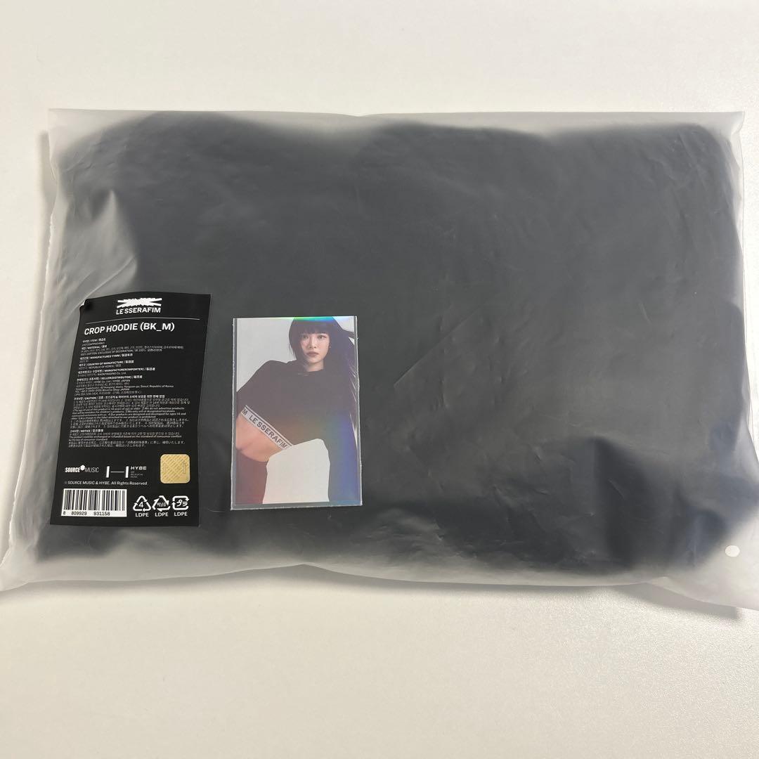 アイドル lesserafim CROP HOODIE