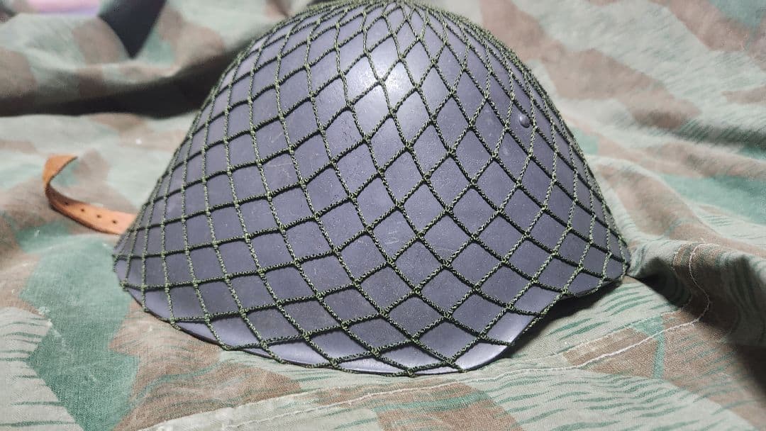 東ドイツ軍 NVA M56/66ヘルメット （ドイツ軍、冷戦