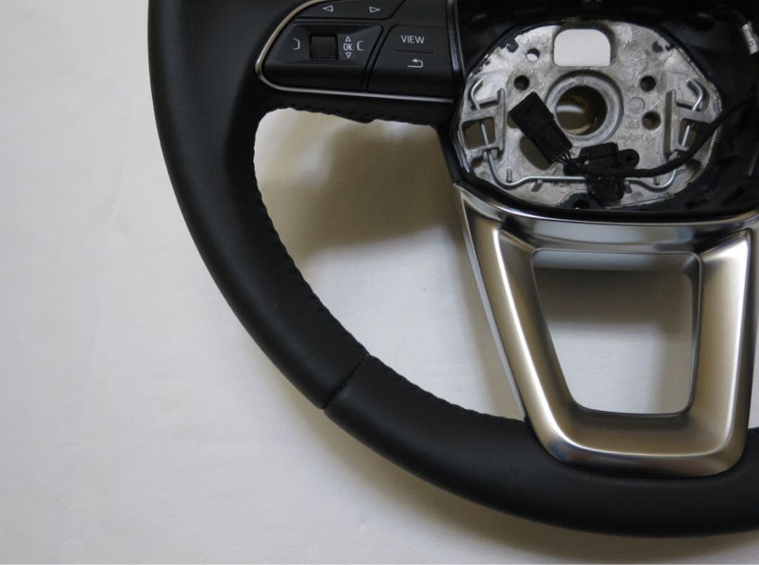 アウディ 純正 内装パーツ インテリア部品 パドルシフト付　低走行車取外し