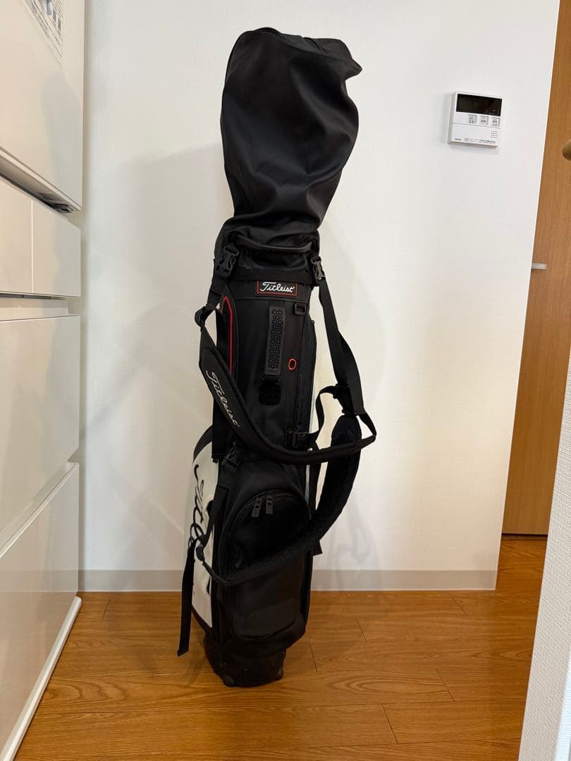 Titleist スタンドバッグ 黒x白 キャディーバッグ