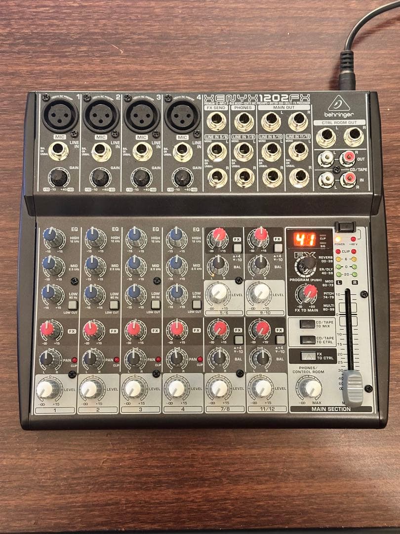 BEHRINGER XENYX 1202FX アナログミキサー