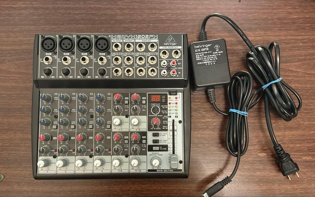 BEHRINGER XENYX 1202FX アナログミキサー
