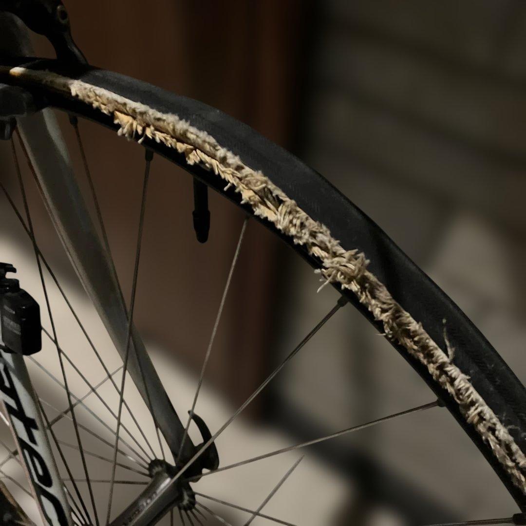 ロードバイクcorratec現状品、used品、長期自宅保管品タイヤ交換必要です