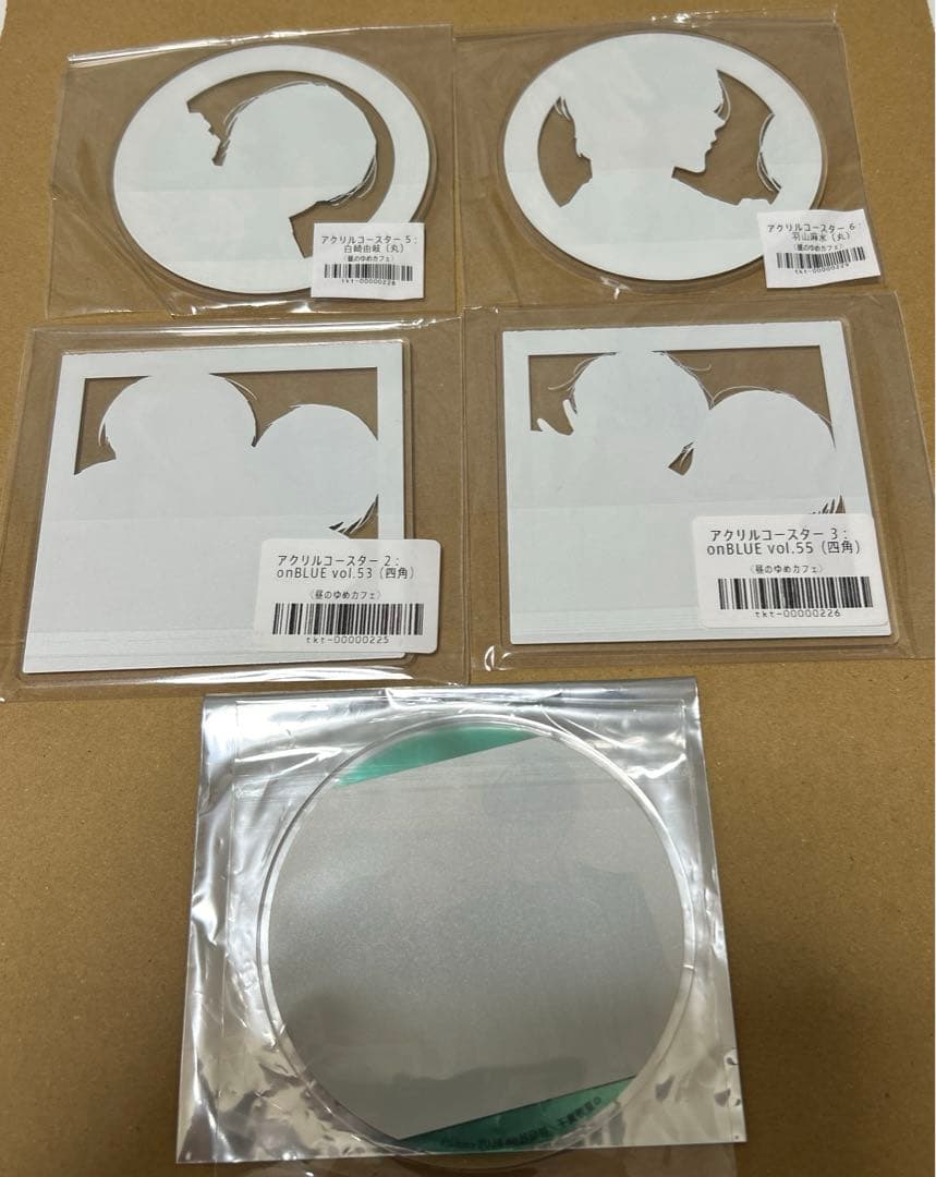 夏野寛子　25時、赤坂で　グラッテ　昼のゆめカフェ　コースター