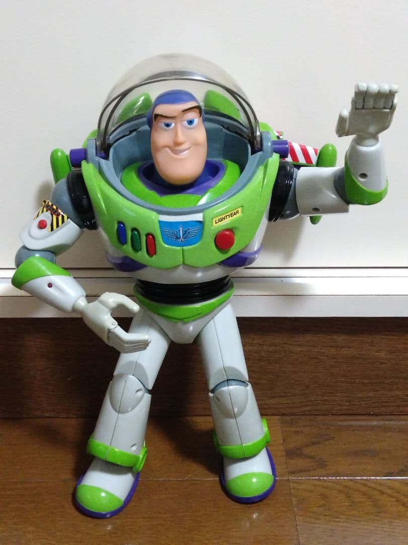 箱付き、初代バズライトイヤー！英語バージョン！清掃、電池交換済！