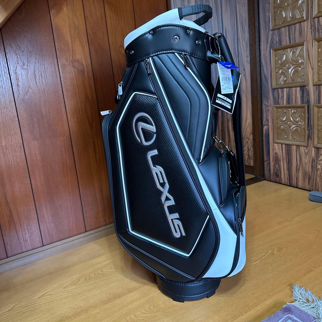 期間限定お値下げ中Lexus キャディバッグ ブラック/ホワイト