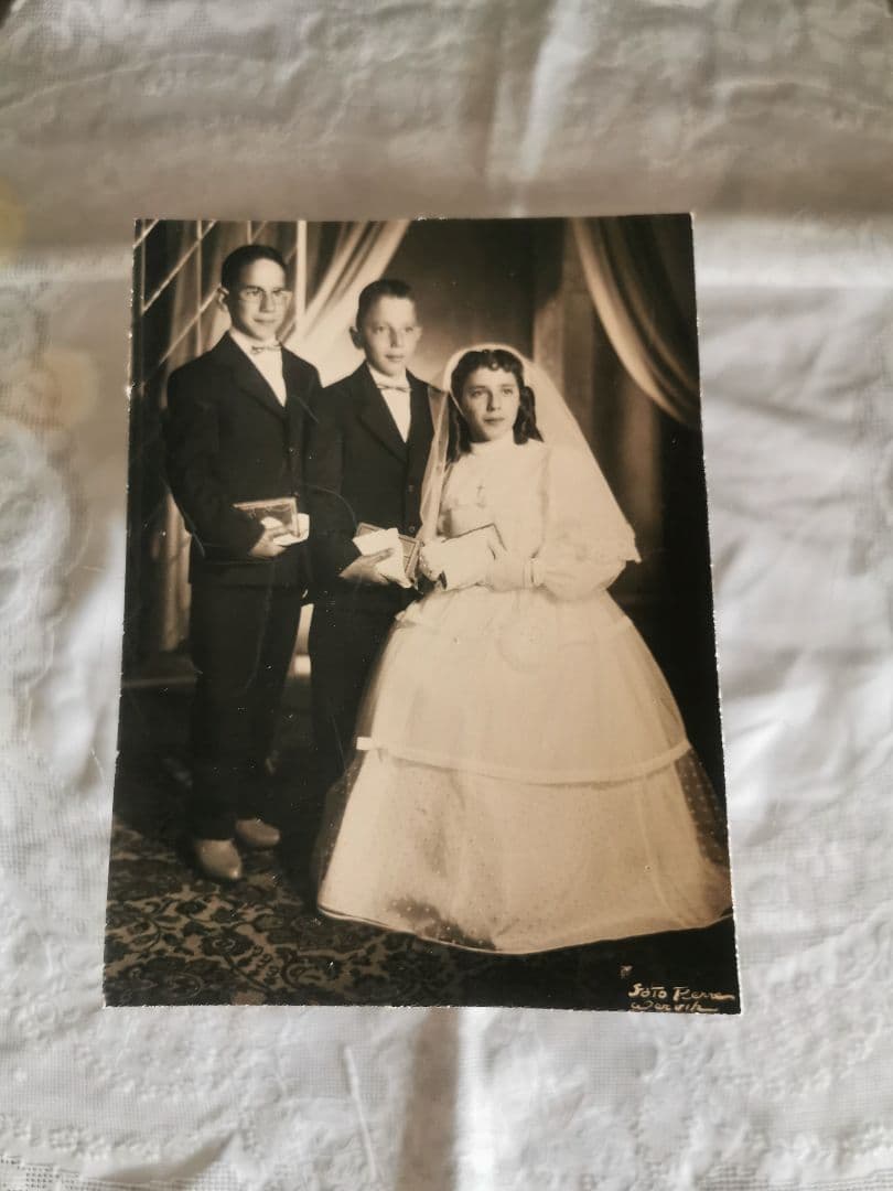 アンティーク写真館撮影 初聖体式 白いドレスの婦人 フォトグラフィ ３点セット