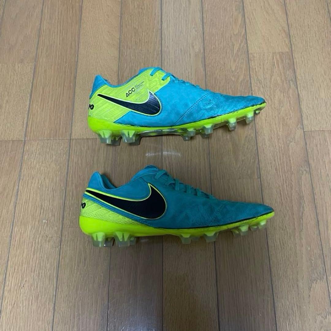 ナイキ　ティエンポレジェンド6　FG