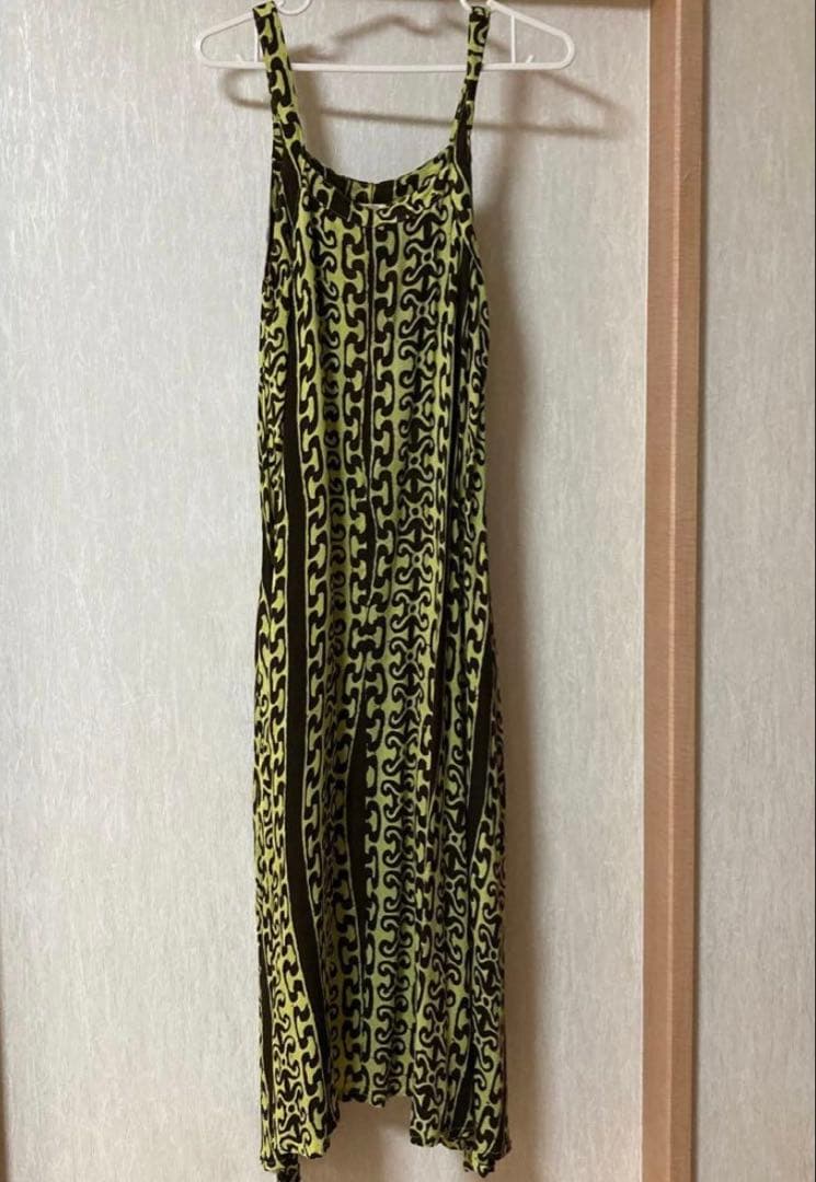 ノアノア　ルナドレス