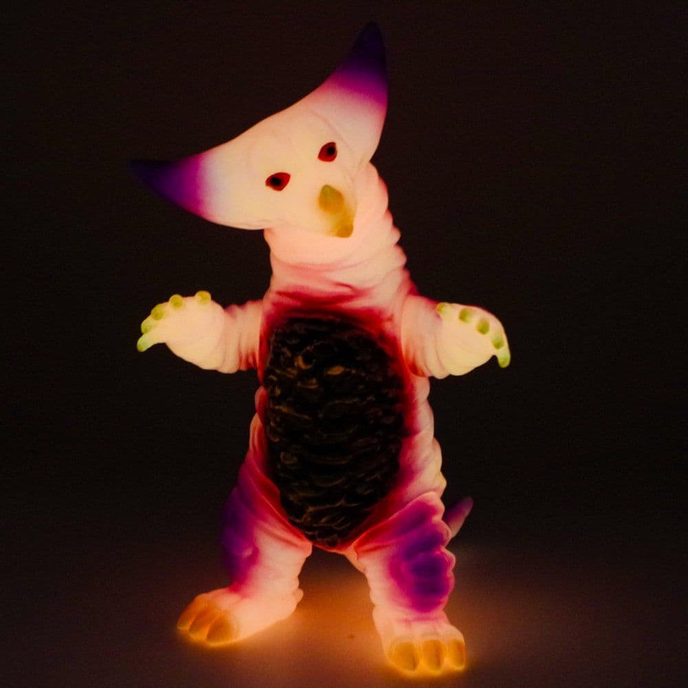 STRANGE GALLERY　ゴモラ(桃蓄光)　ソフビ　ウルトラマン