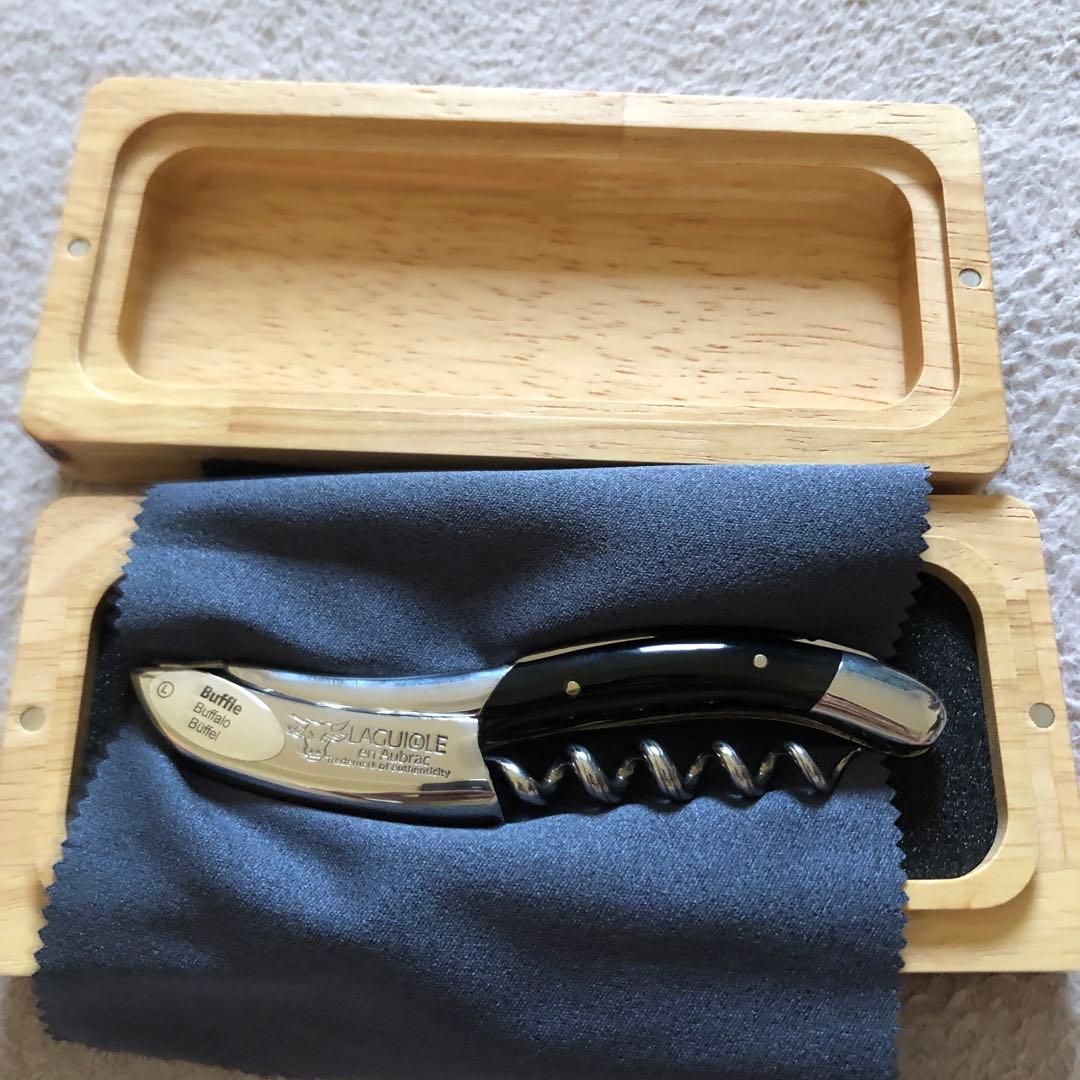 ラギオール・アン・オブラック　ワインオープナー