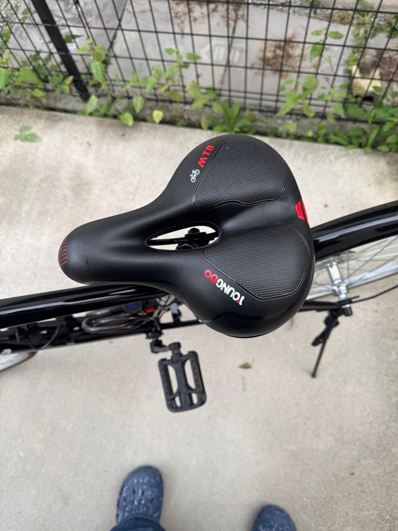 クロスバイク 黒 シマノ製6段　26インチ