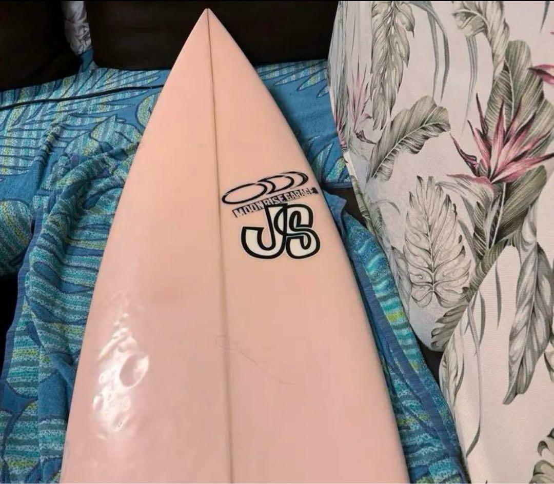 JS サーフボード 5'11ショートボード　着払い