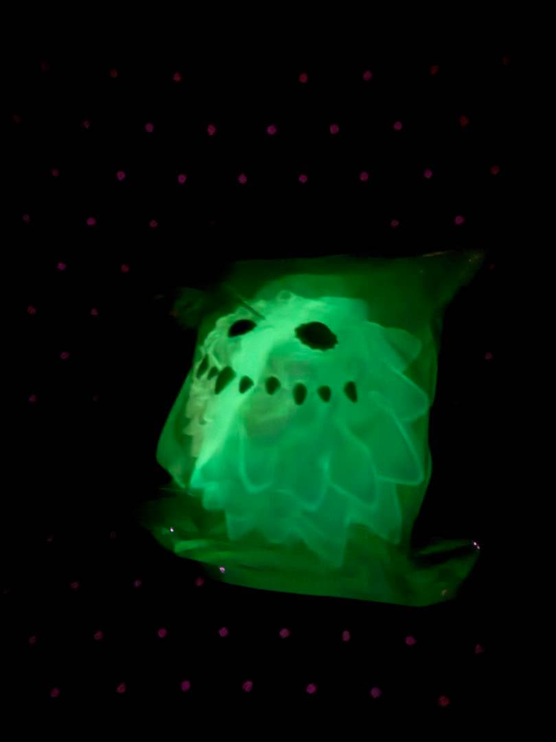 新品夜光インスティンクトイ HALF ICE FLUFFY Instinctoy