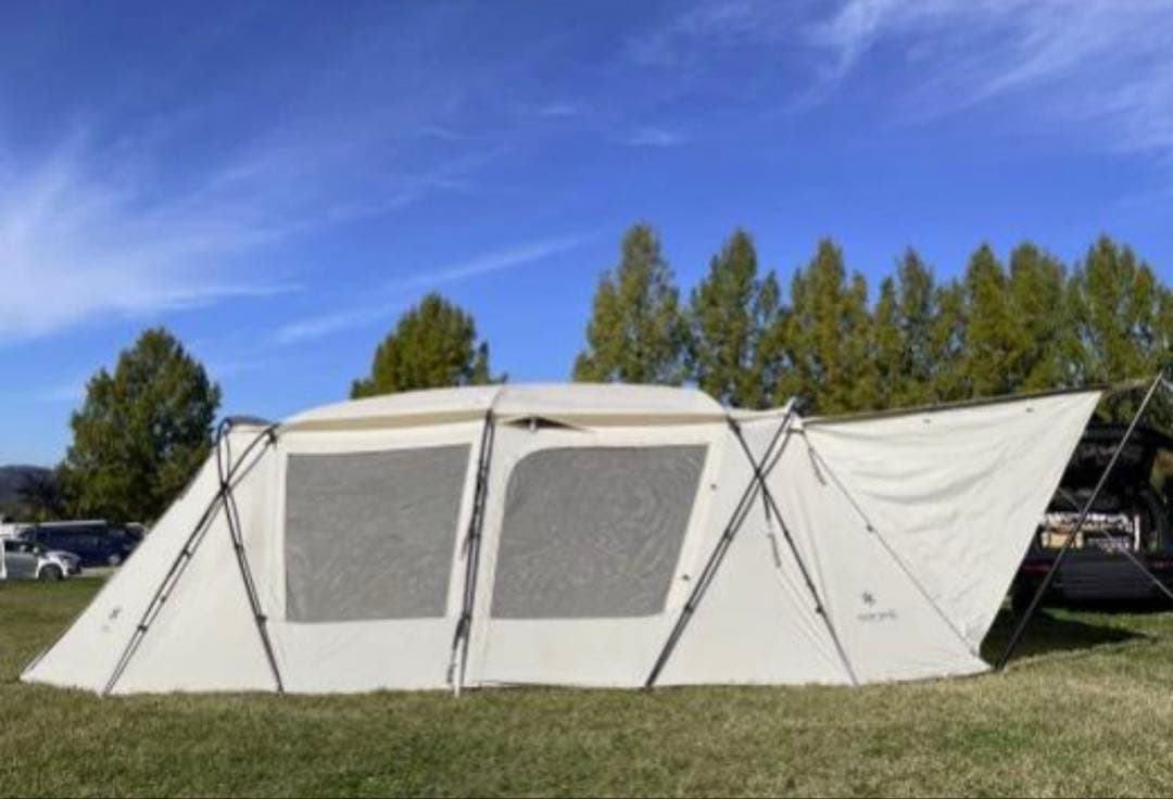 タイムセール　【雪峰祭限定】ランドロックプロ　アイボリー　黒フレーム＋金フレーム