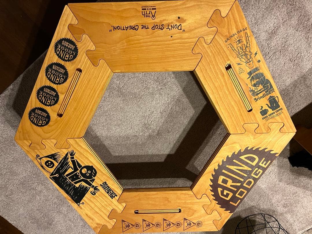 グラインドロッジ　thearth grindlodge ざぁーす　ヘキサテーブル