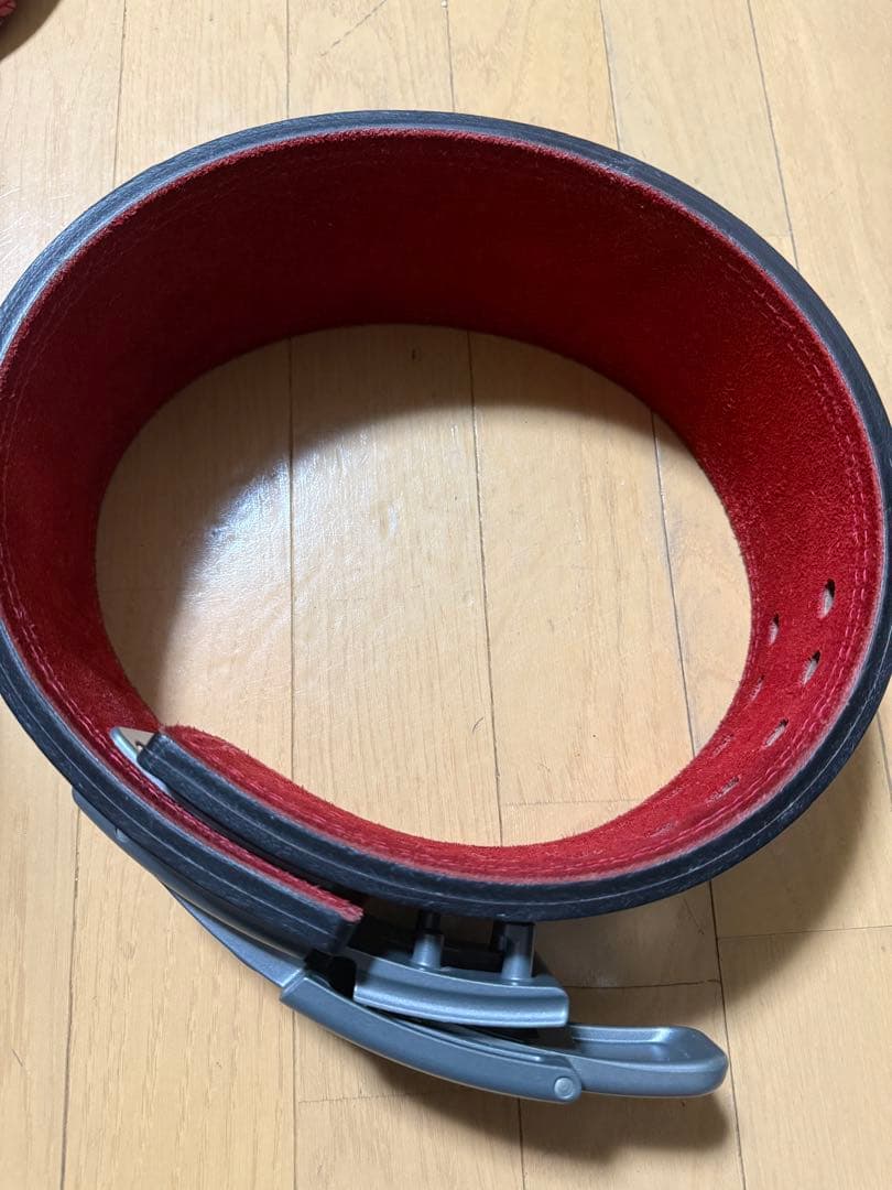 新型10mm SBD トレーニング・パワーベルト レッド/ブラック