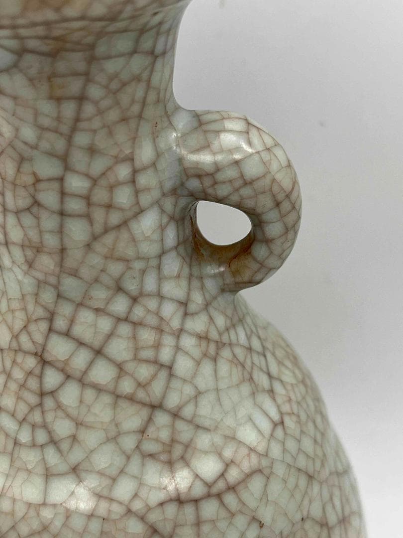 宋時代　青磁　哥窯双獸耳弦文盤口瓶　【旧家蔵出し】花瓶 水注 花入れ(A-57)