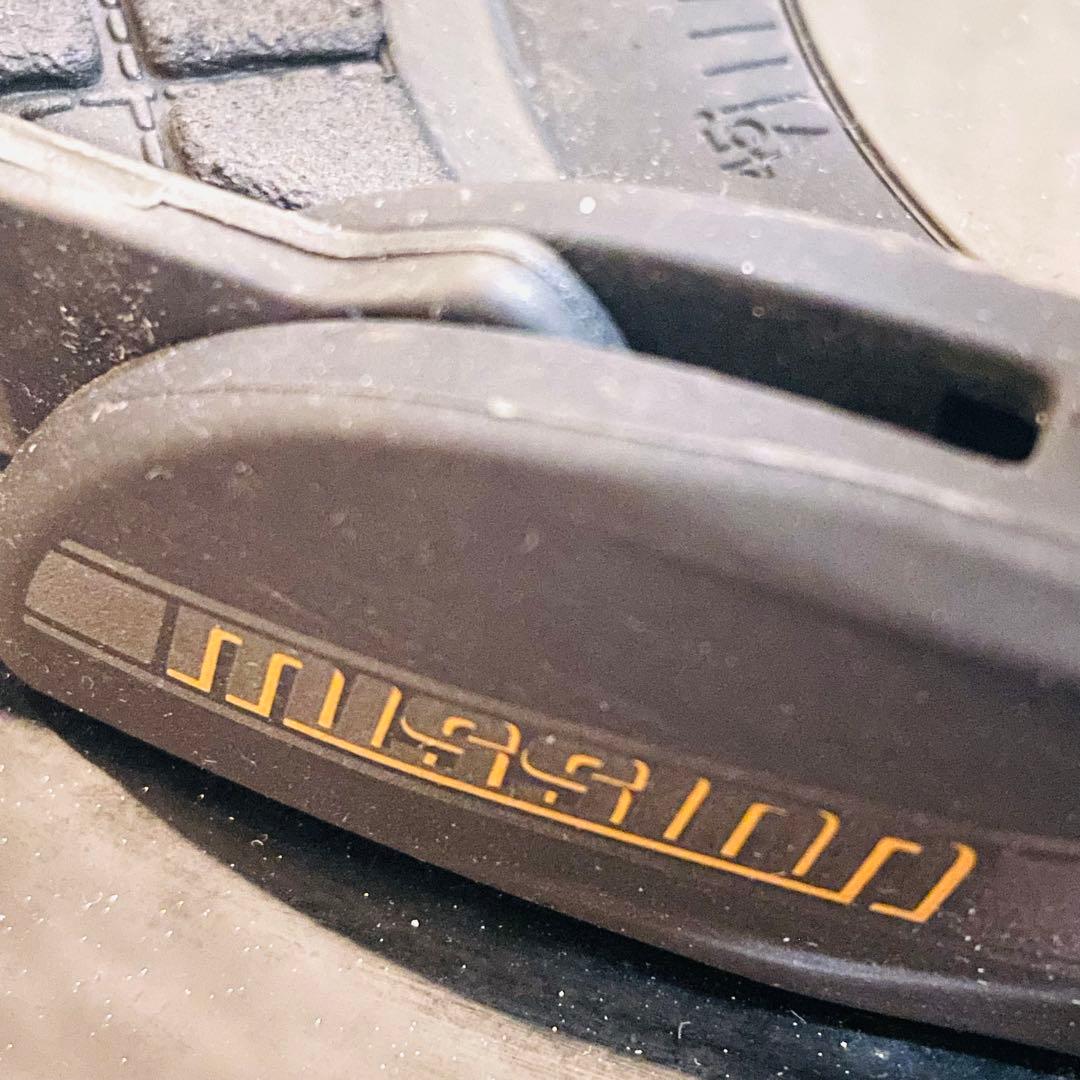 スノーボードセットNovember LIVER OGASAKA ×BURTON