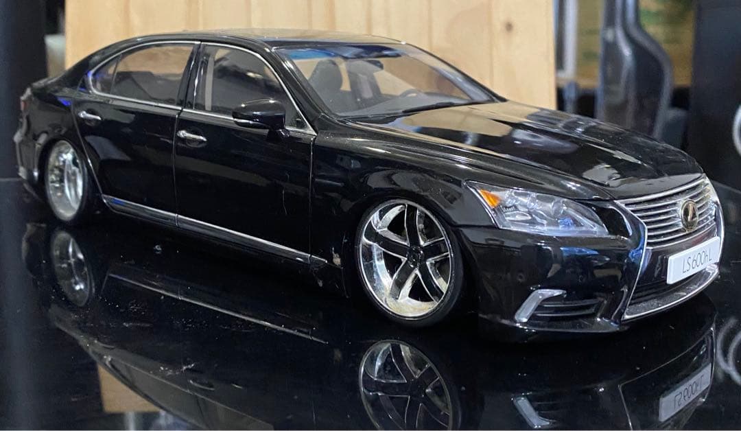 入手困難　希少　レア　レクサス　LS600 1/18 カスタム