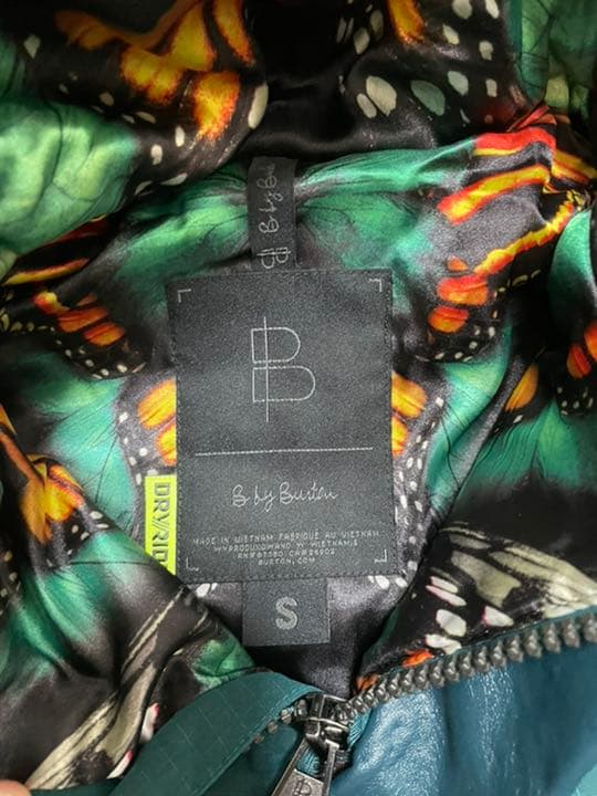 BURTON レディーススノーウェア