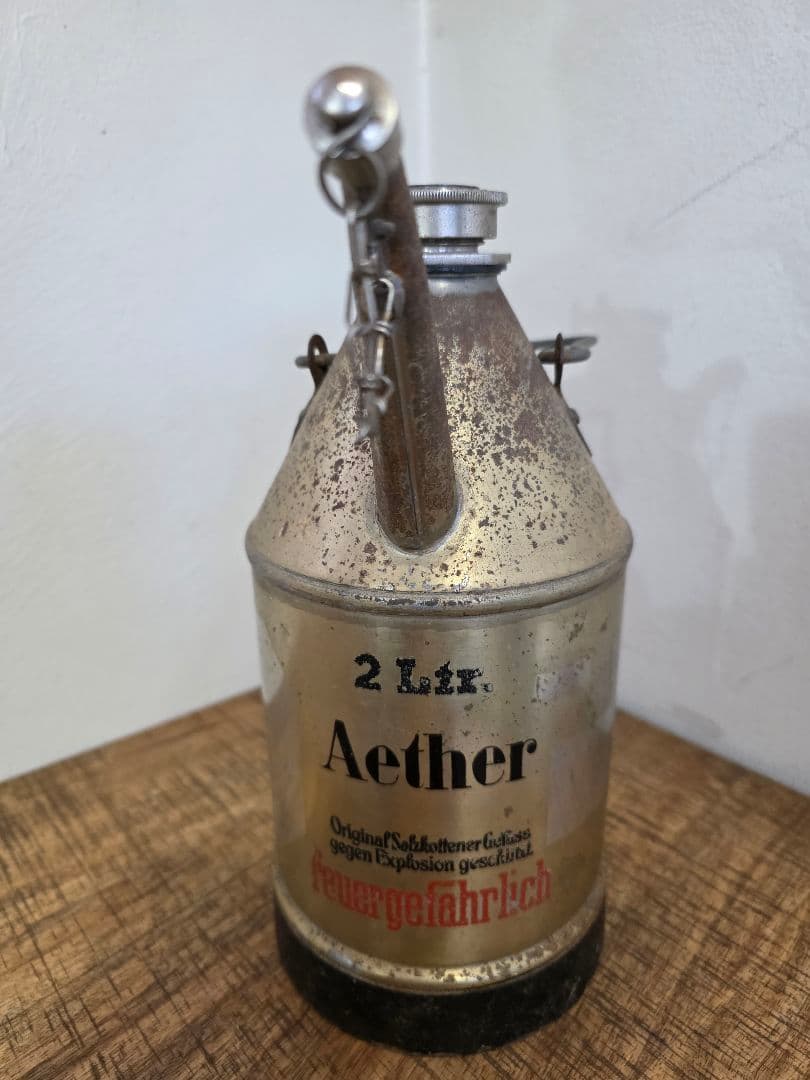 Z*i様 激レア　ビンテージ給油缶　ビンテージストーブ　石油ストーブ　ドイツ製