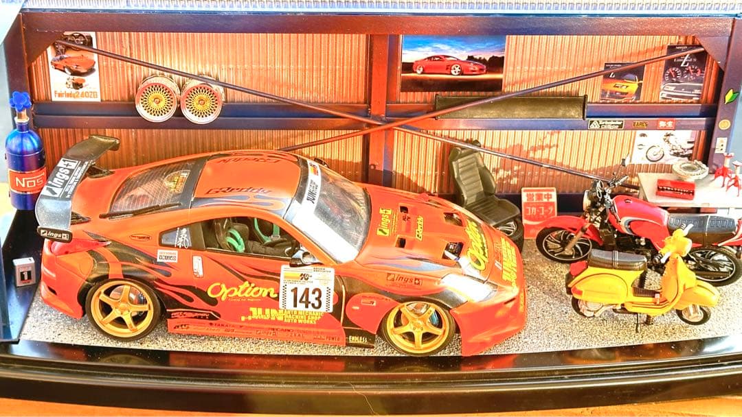 ■クオリティ良いガレージ風のジオラマです■