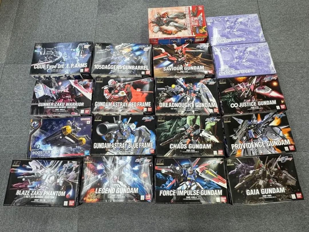 ガンプラ HG 1/144. 18点まとめ売り