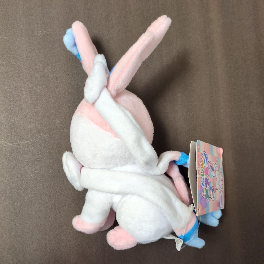 へんしん！メタモン　ぬいぐるみ　ニンフィア　シャワーズ