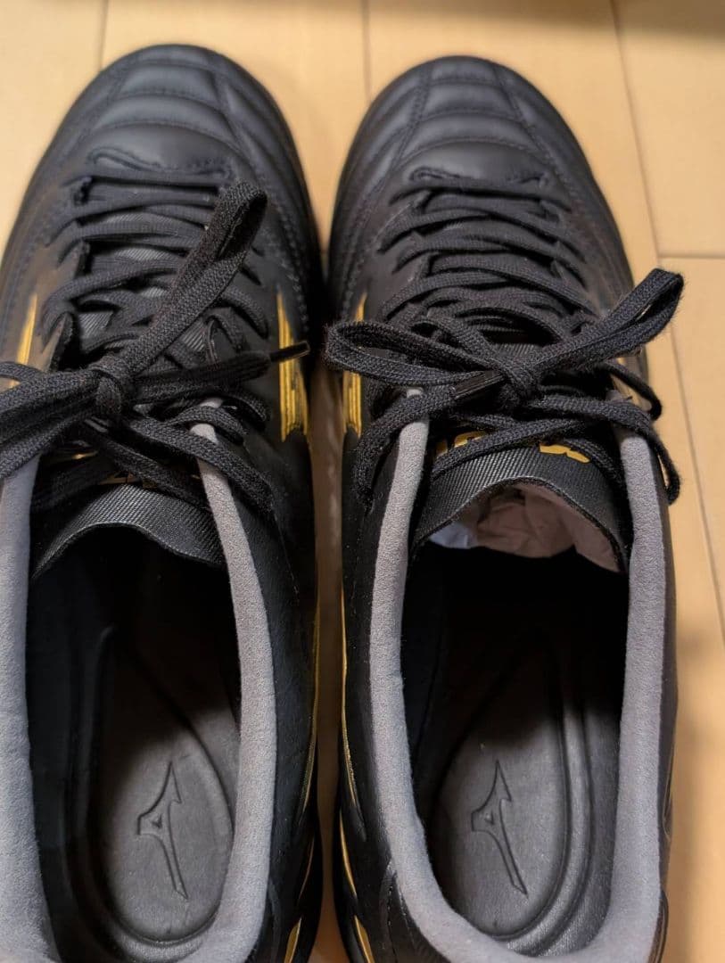 海外限定モデルミズノ モレリアネオ4 PRO AS 26cm 箱付き。