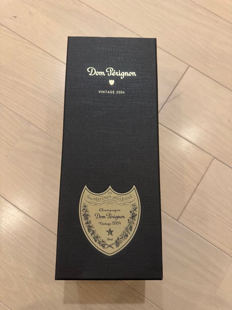★未開封★シャンパンドンペリニヨン ヴ インテージ2004箱付 750ml
