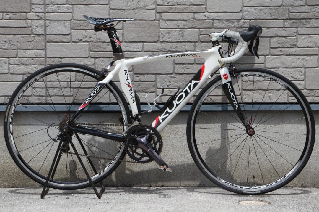 引き取り限定♪KUOTA♪KHARMA♪Race♪カーボンフレーム♪クオータ♪