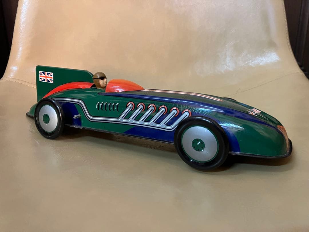 シリング コレクター シリーズ キャプテン ベンジャミン レコードカー ブリキ