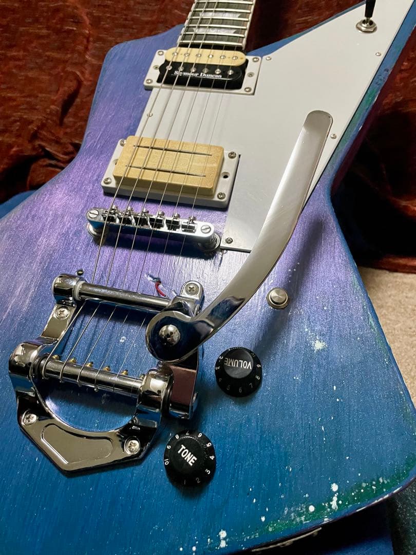 エクスプローラ　エルボーカット　コンポーネント　エレキギター